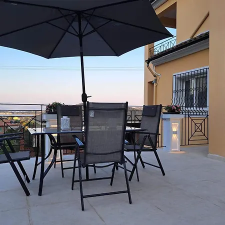 Theasis Panoramic
