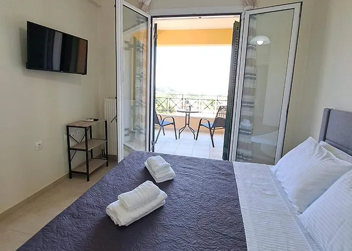 Theasis Panoramic Villa *
